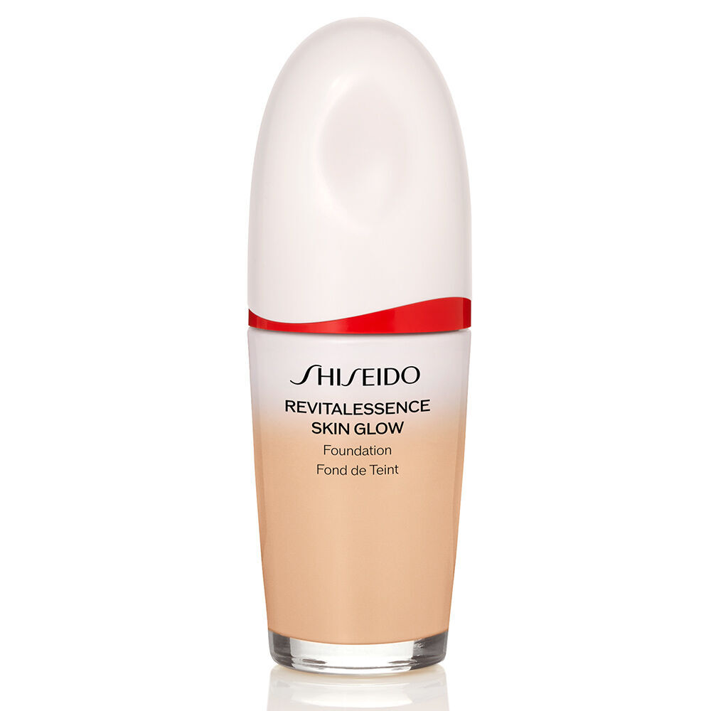 Revitalessence Skin Glow Foundation, 150